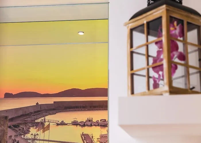 F53 Kevin's Charming