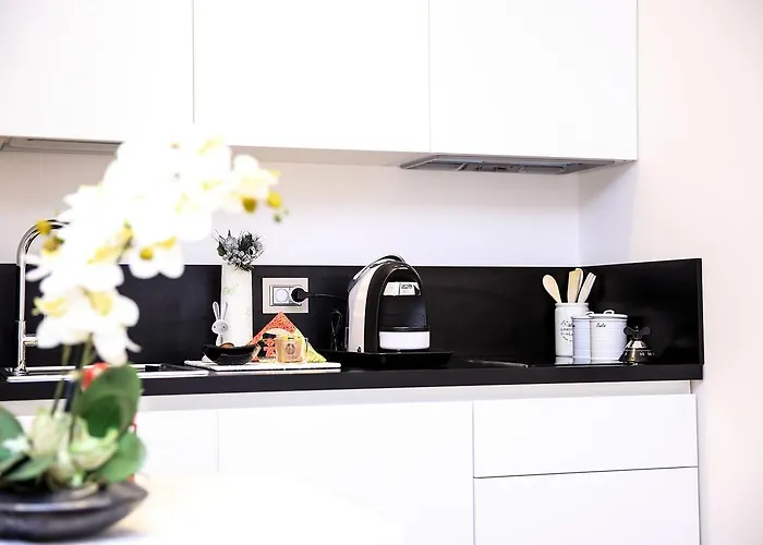 בית הארחה F53 Kevin's Charming 4*